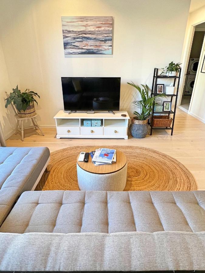 Industrial Yet Modern, 1Bd 1Bth Apt - Woden Phillip Eksteriør billede